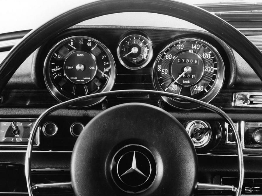  Mercedes-Benz 300 SEL 6.3 1968 года  (фото 2 из 9)
